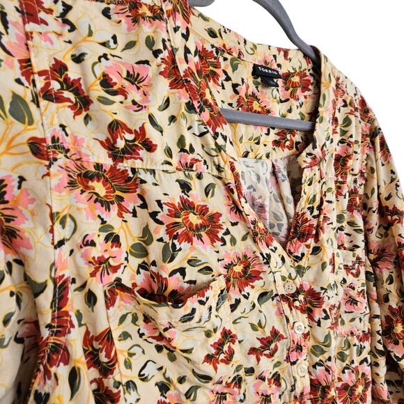 Torrid Harper Blouse Twill Floral Sand Romantic Feminine Plus Size 3X Brunch - Picture 6 of 8